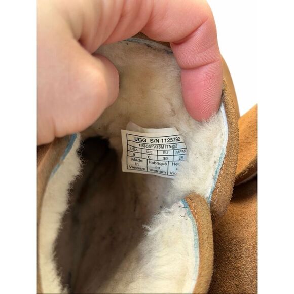 UGG Boots Cory II Genuine Shearling Lined Chestnut Tan Suede size 8 - Picture 6 of 7